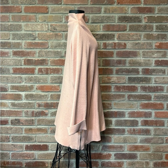 Tahari Creamy Pink Mock Turtleneck Long Sleeve Size Large - Picture 3 of 7